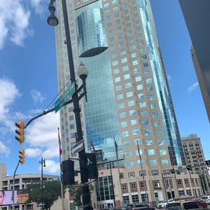 Meet your Posher, Sirui